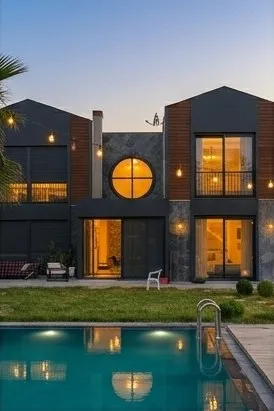 MEF Village — havuz ve villa cephesi
